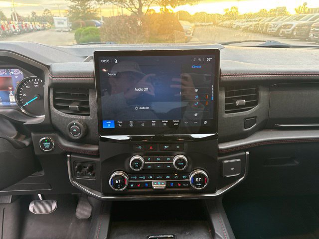 Certified 2023 Ford Expedition Max Limited AWD/4WD image 15