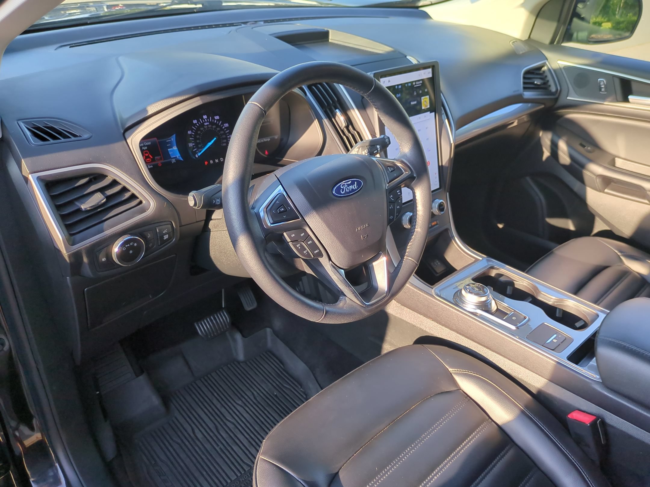 Certified 2023 Ford Edge SEL w/ Convenience Package AWD/4WD image 15