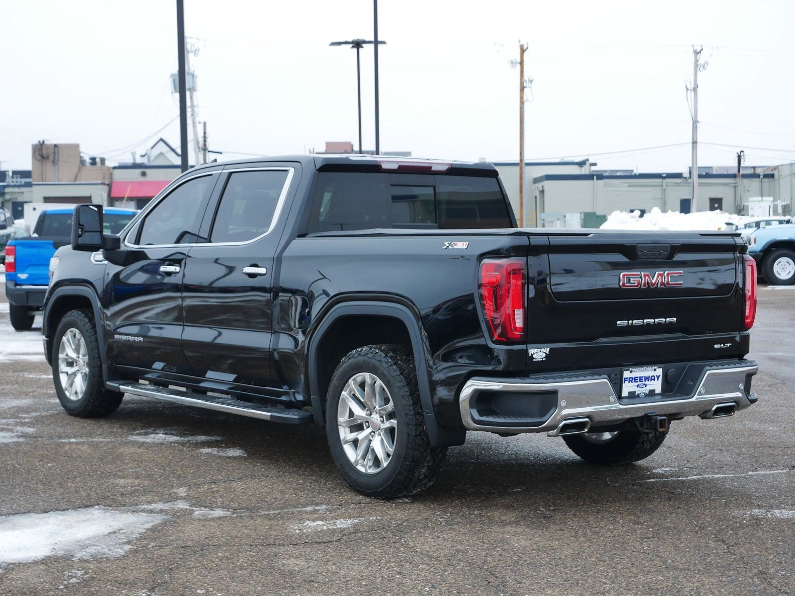 Used 2020 GMC Sierra 1500 SLT w/ SLT Premium Package image 5