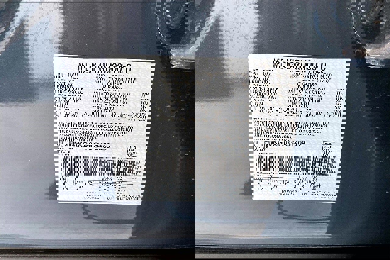 Certified 2025 Ford Explorer ST image 34