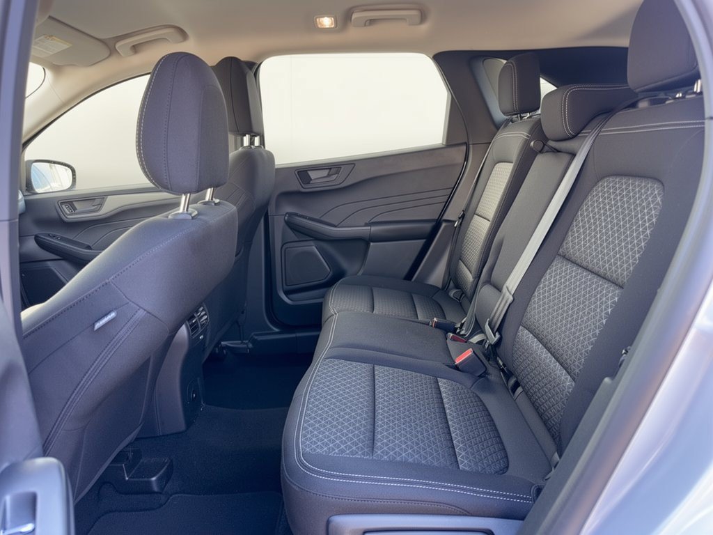 Certified 2025 Ford Escape Active AWD/4WD image 25