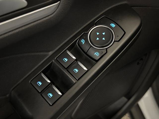 Certified 2025 Ford Escape SE w/ PHEV Premium Package image 16