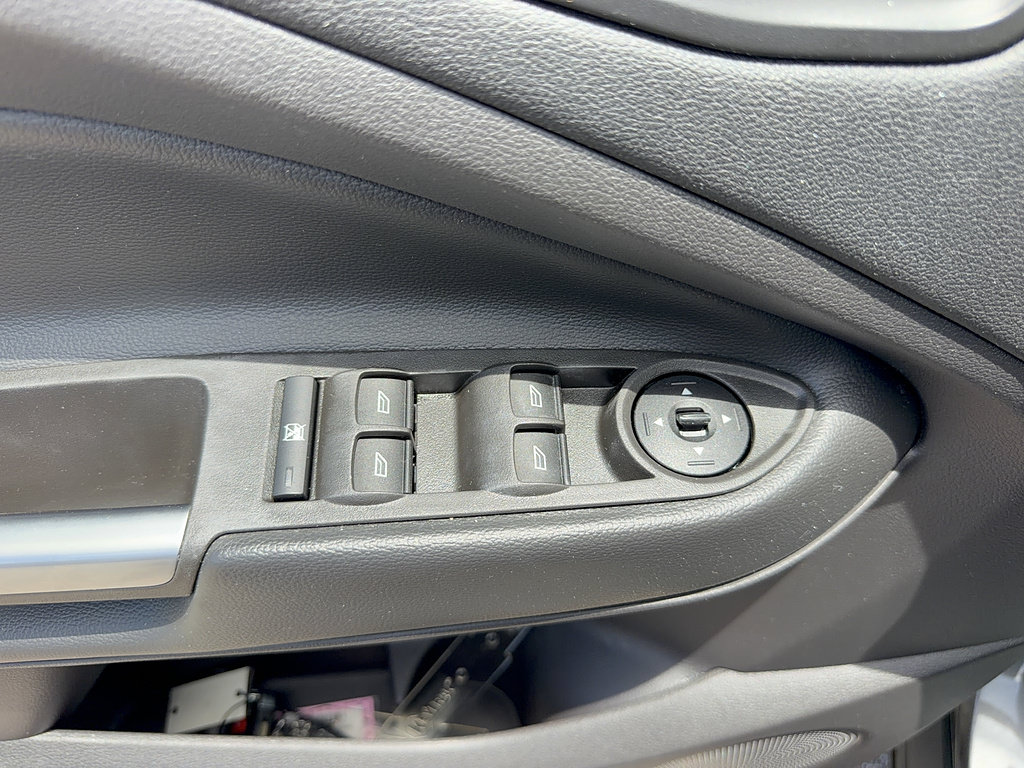 Certified 2018 Ford Escape SE w/ SE Sync 3 Package FWD image 10
