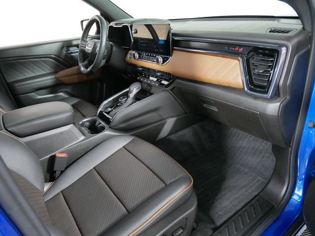 Used 2023 GMC Canyon AT4 w/ AT4 Premium Package image 11