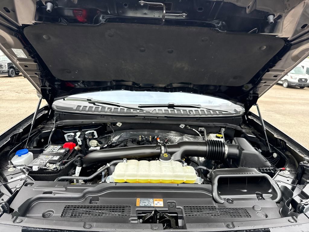 Certified 2025 Ford Expedition Max Active image 32