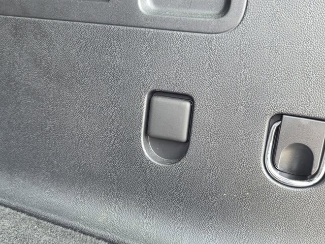 Used 2024 Chevrolet Traverse LS image 30