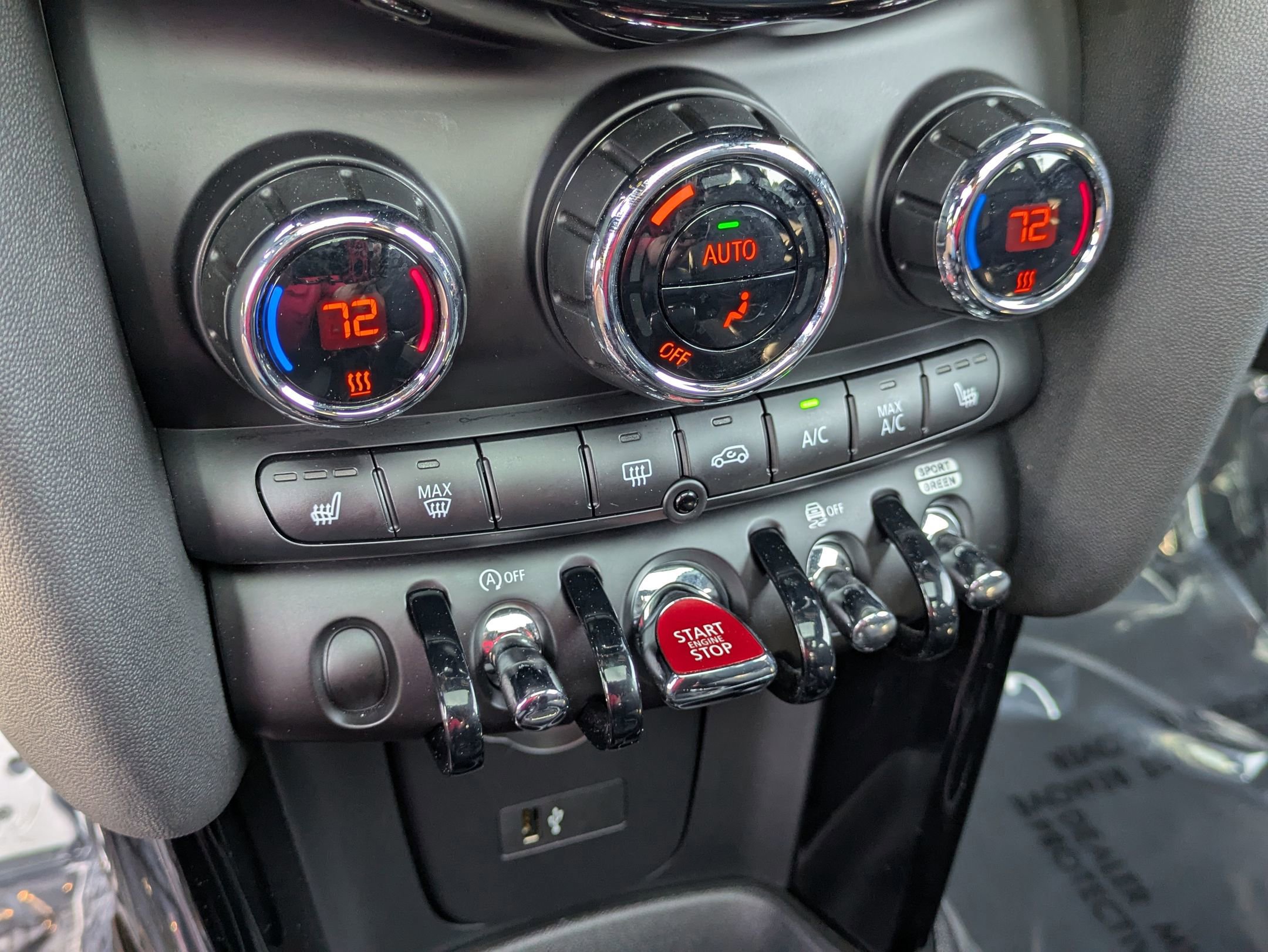 Used 2023 MINI Cooper S w/ Premium Package image 24