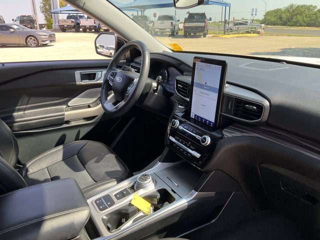Certified 2023 Ford Explorer Limited w/ Limited Technology Package RWD image 21