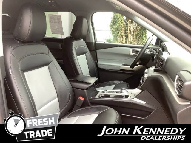 Certified 2023 Ford Explorer XLT w/ Equipment Group 202A AWD/4WD image 25