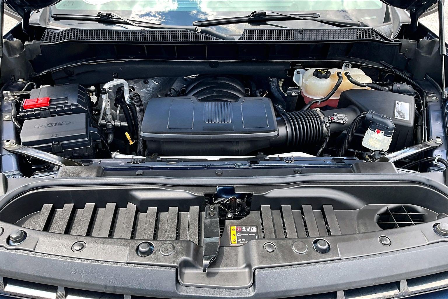 Used 2020 Chevrolet Silverado 1500 RST AWD/4WD image 31