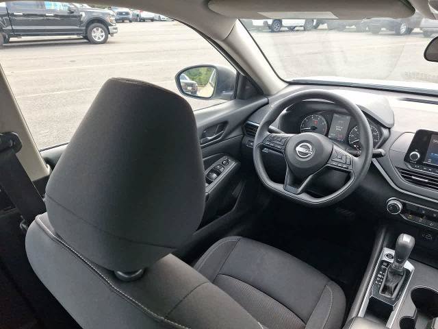 Used 2024 Nissan Altima 2.5 S FWD image 15