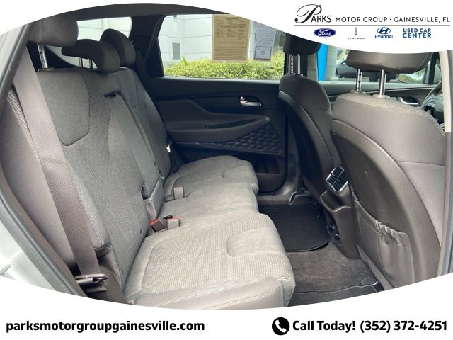 Used 2020 Hyundai Santa Fe SE image 14