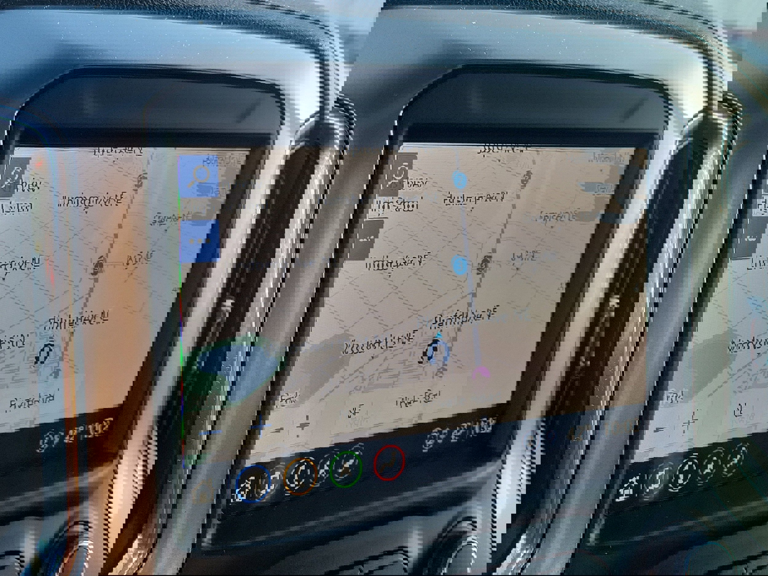 Used 2021 Chevrolet Silverado 1500 LTZ w/ Technology Package image 30