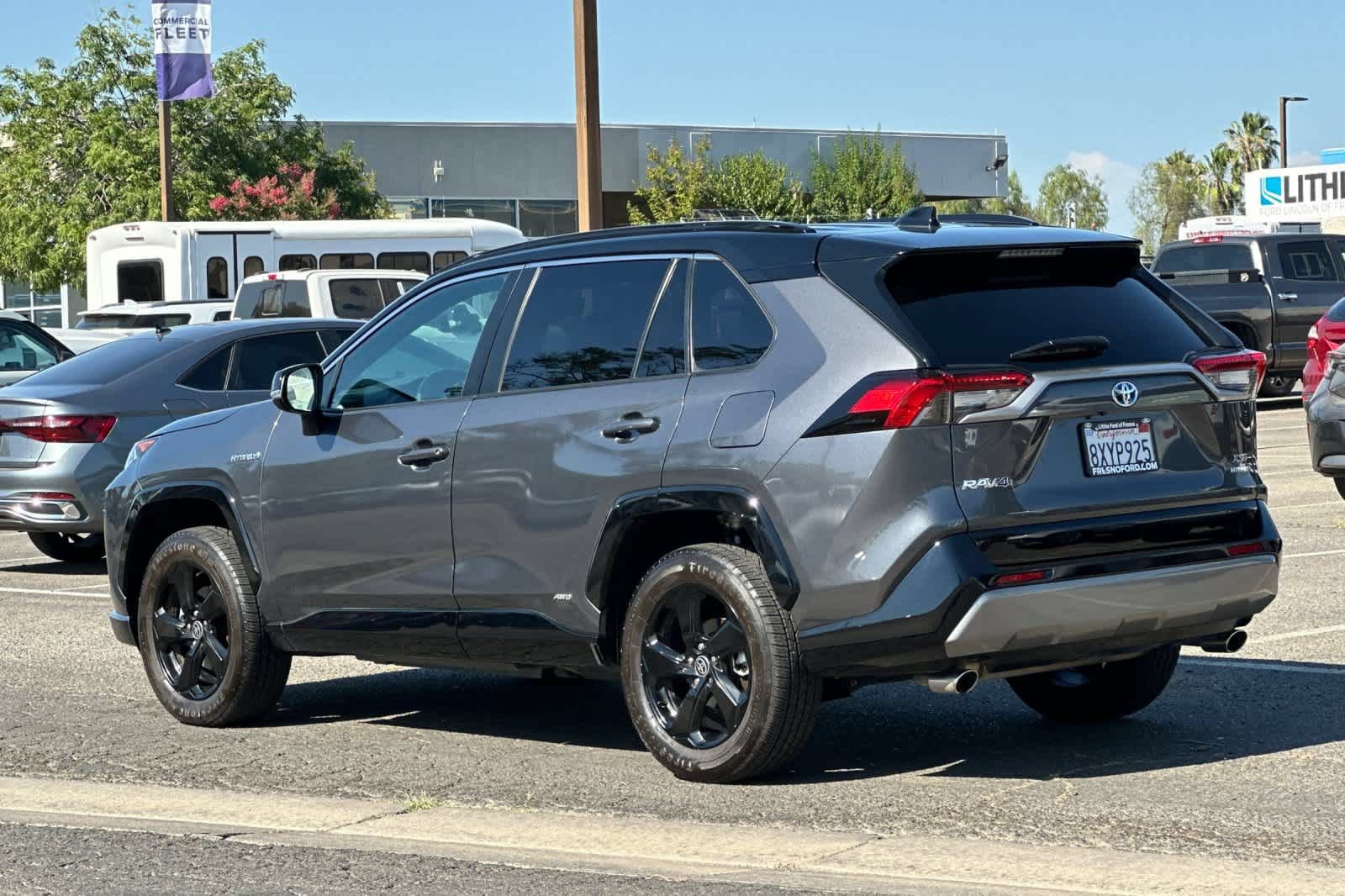 Used 2021 Toyota RAV4 XSE AWD/4WD image 6