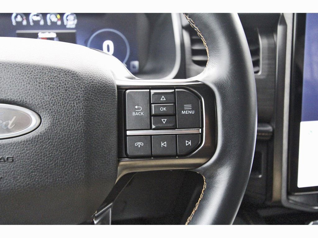 Certified 2023 Ford Expedition Max Platinum image 24