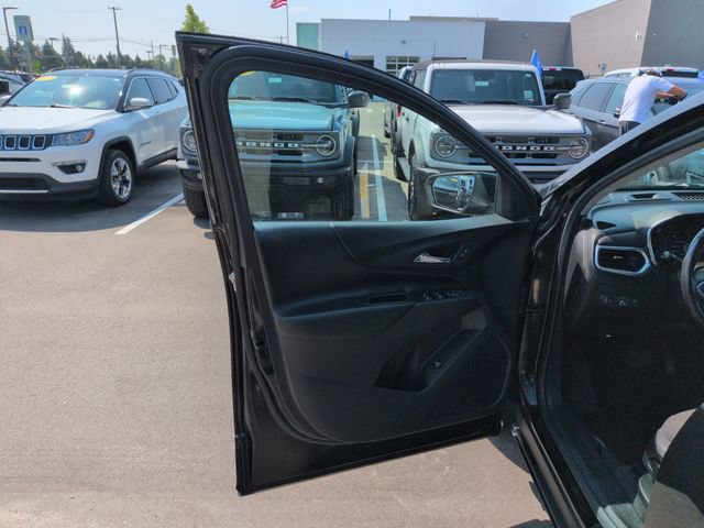 Used 2020 Chevrolet Equinox LT w/ Driver Convenience Package AWD/4WD image 26