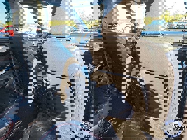 Certified 2022 Ford Explorer ST-Line w/ Class IV Trailer Tow Package image 31