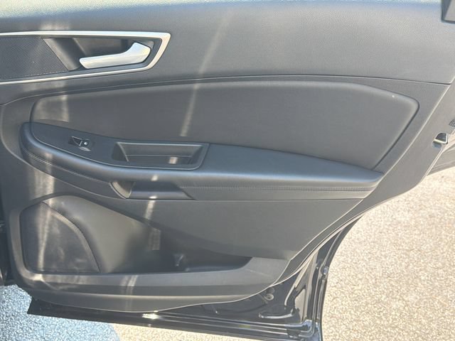 Certified 2024 Ford Edge SEL AWD/4WD image 17