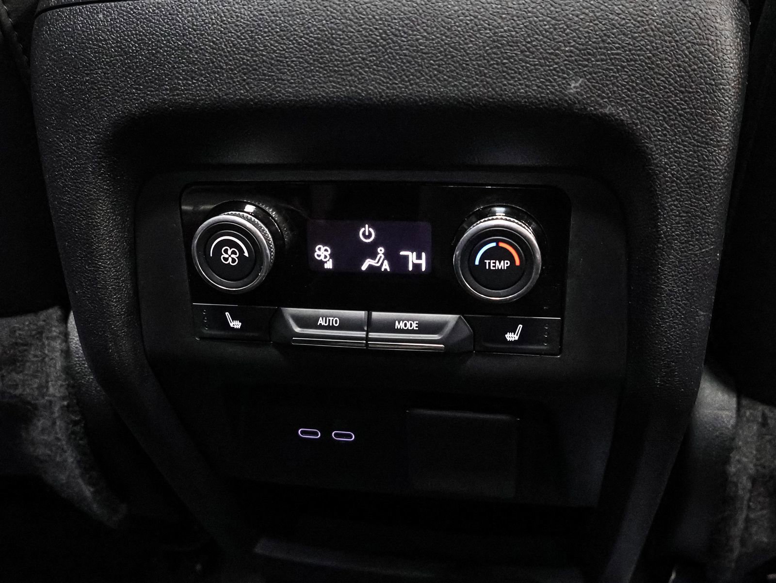 Used 2025 Buick Enclave Avenir w/ Trailering Package, 5000 lbs. AWD/4WD image 27