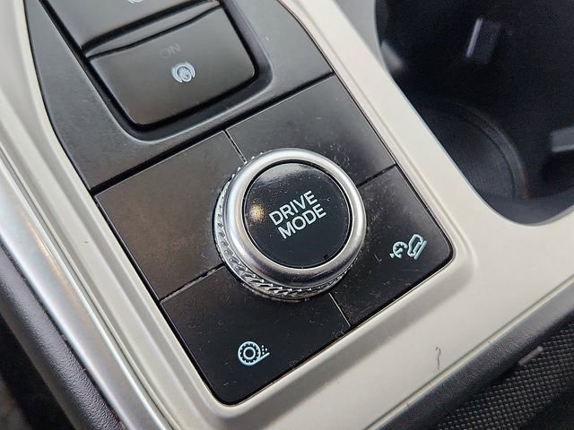 Certified 2022 Ford Explorer XLT w/ Equipment Group 202A image 27