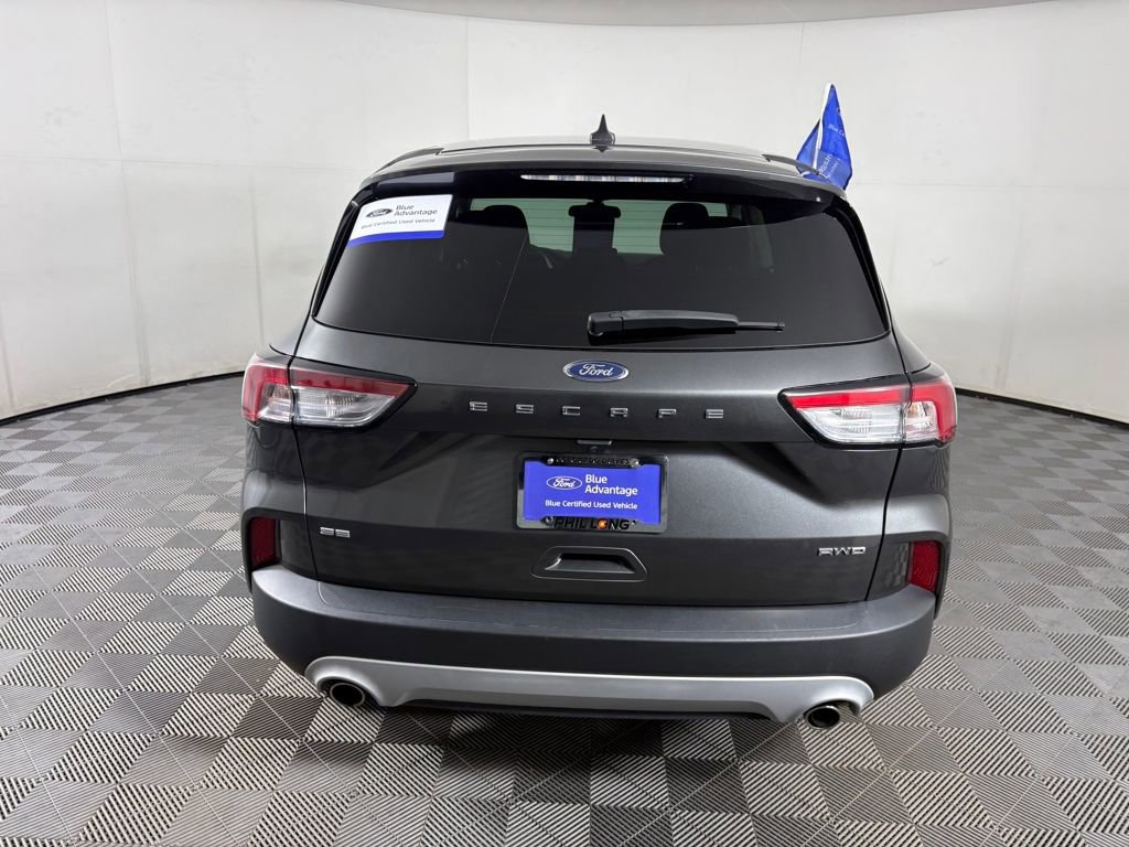 Certified 2020 Ford Escape SE image 4