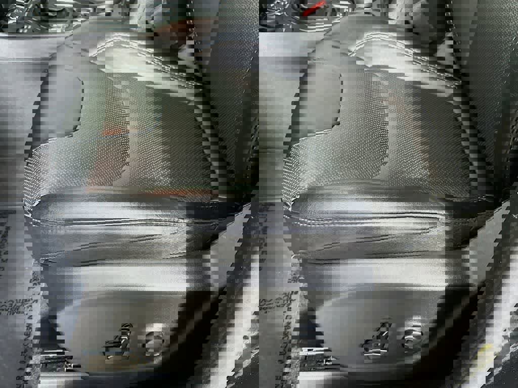 Used 2022 Jeep Cherokee Latitude Lux w/ Sun & Sound Group image 30