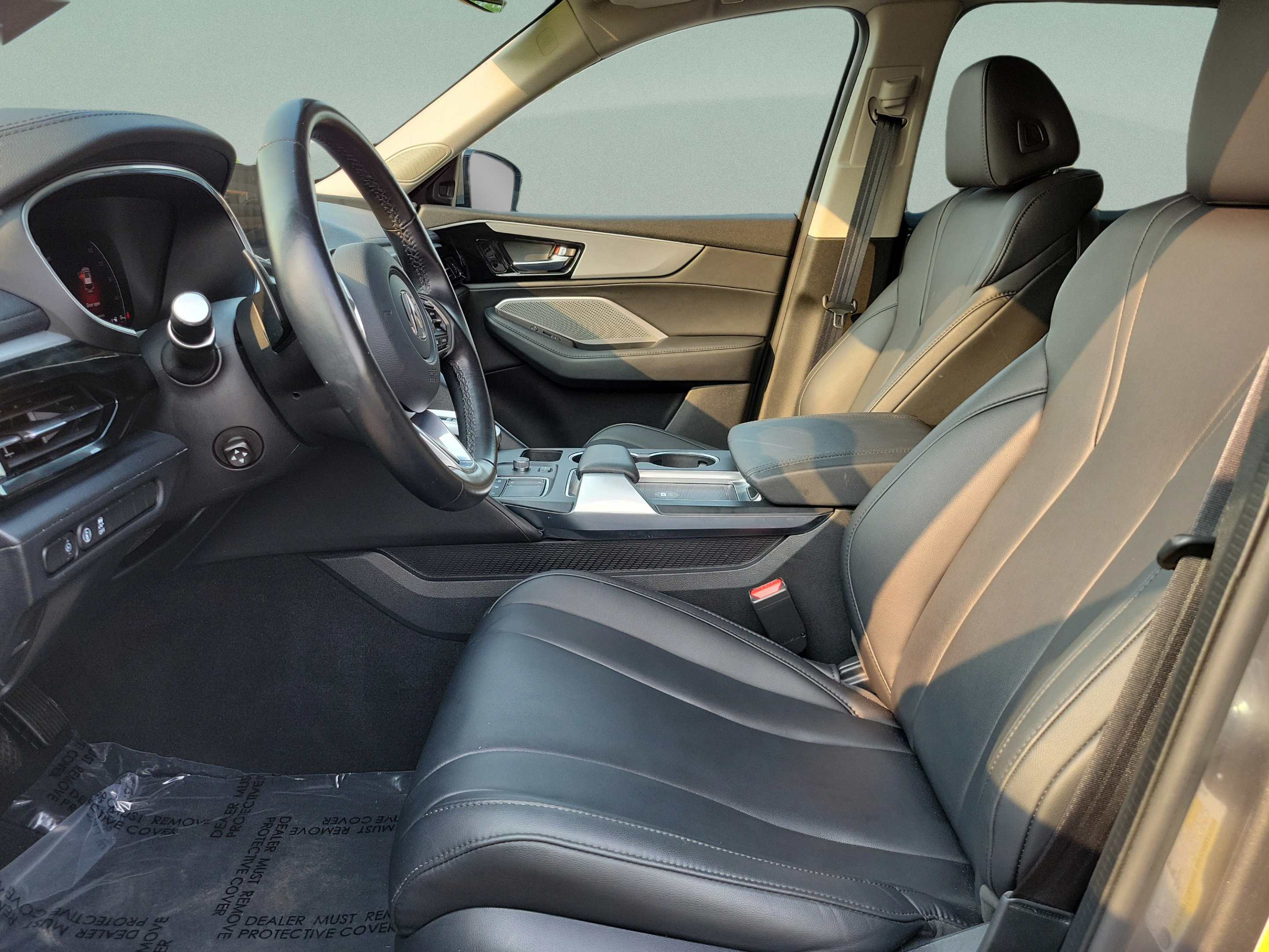 Used 2023 Acura MDX SH-AWD image 16