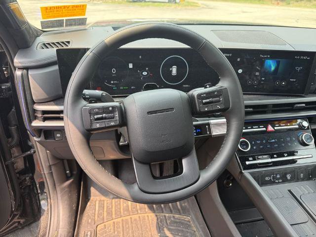 Used 2025 Hyundai Santa Fe Calligraphy AWD/4WD image 15