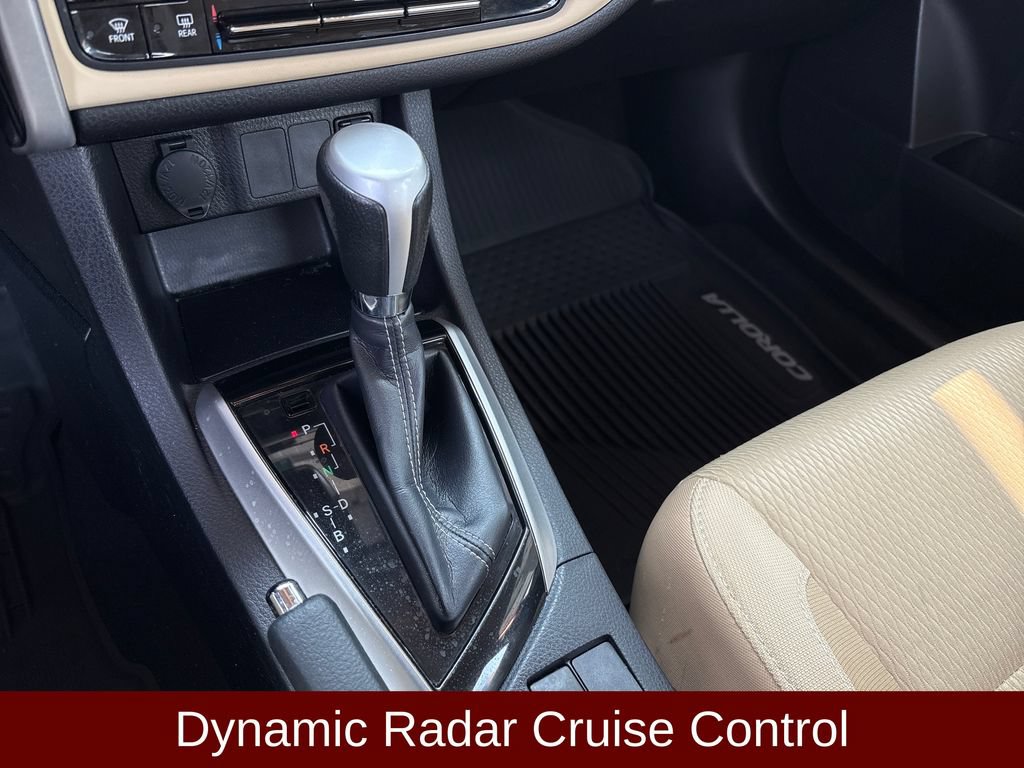 Used 2018 Toyota Corolla LE FWD image 7