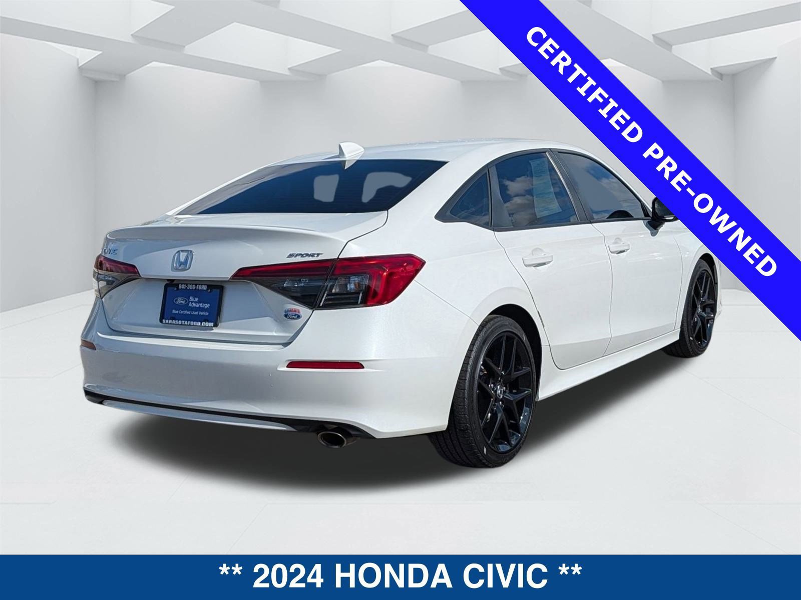 Used 2024 Honda Civic Sport image 4