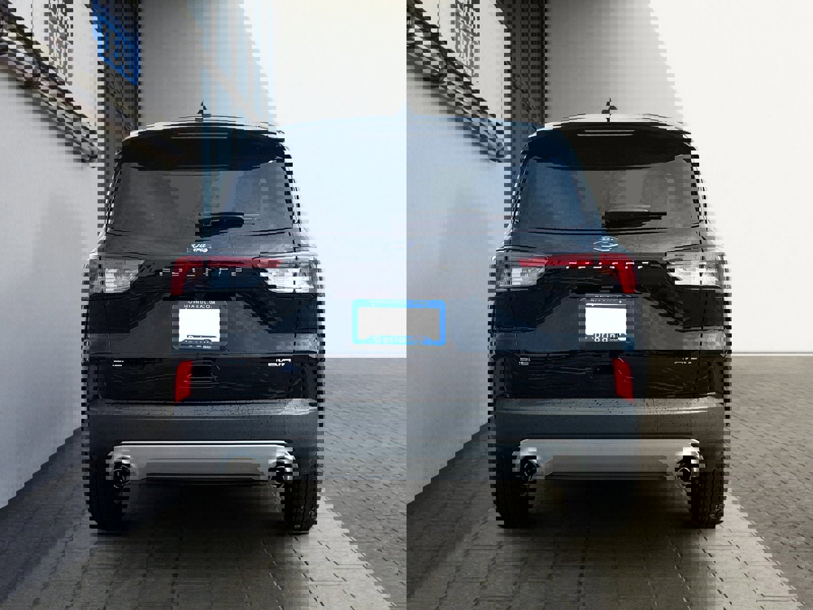 Certified 2022 Ford Escape SE w/ Cold Weather Package image 4