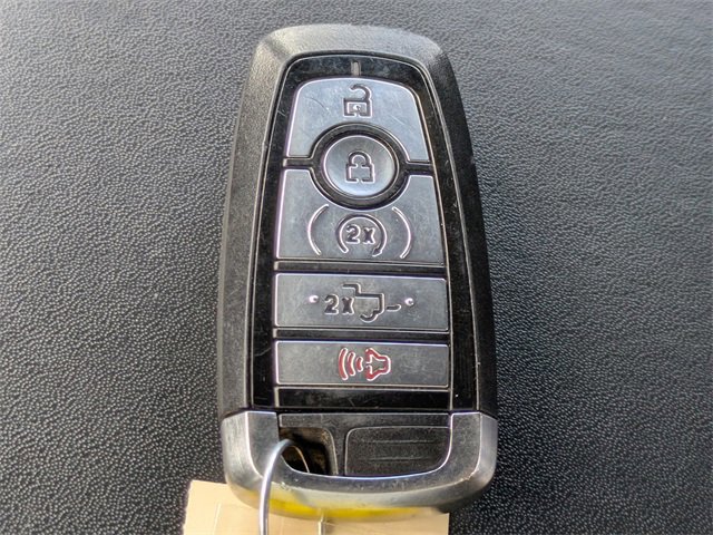 Certified 2019 Ford F450 Platinum w/ Platinum Ultimate Package image 29