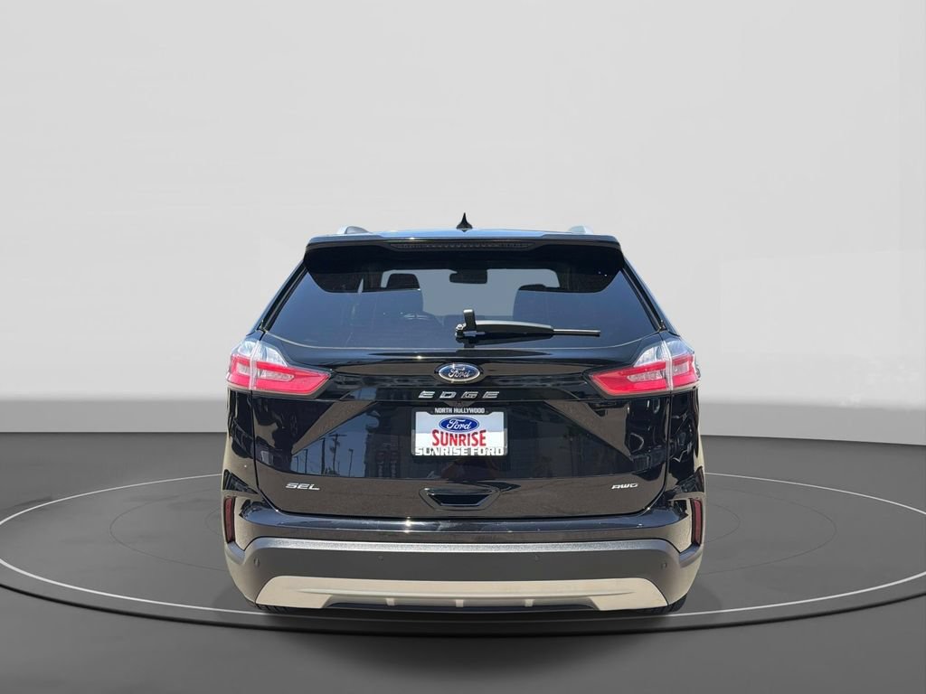 Certified 2022 Ford Edge SEL w/ Convenience Package AWD/4WD image 6