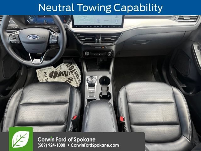 Certified 2025 Ford Escape Platinum AWD/4WD image 16