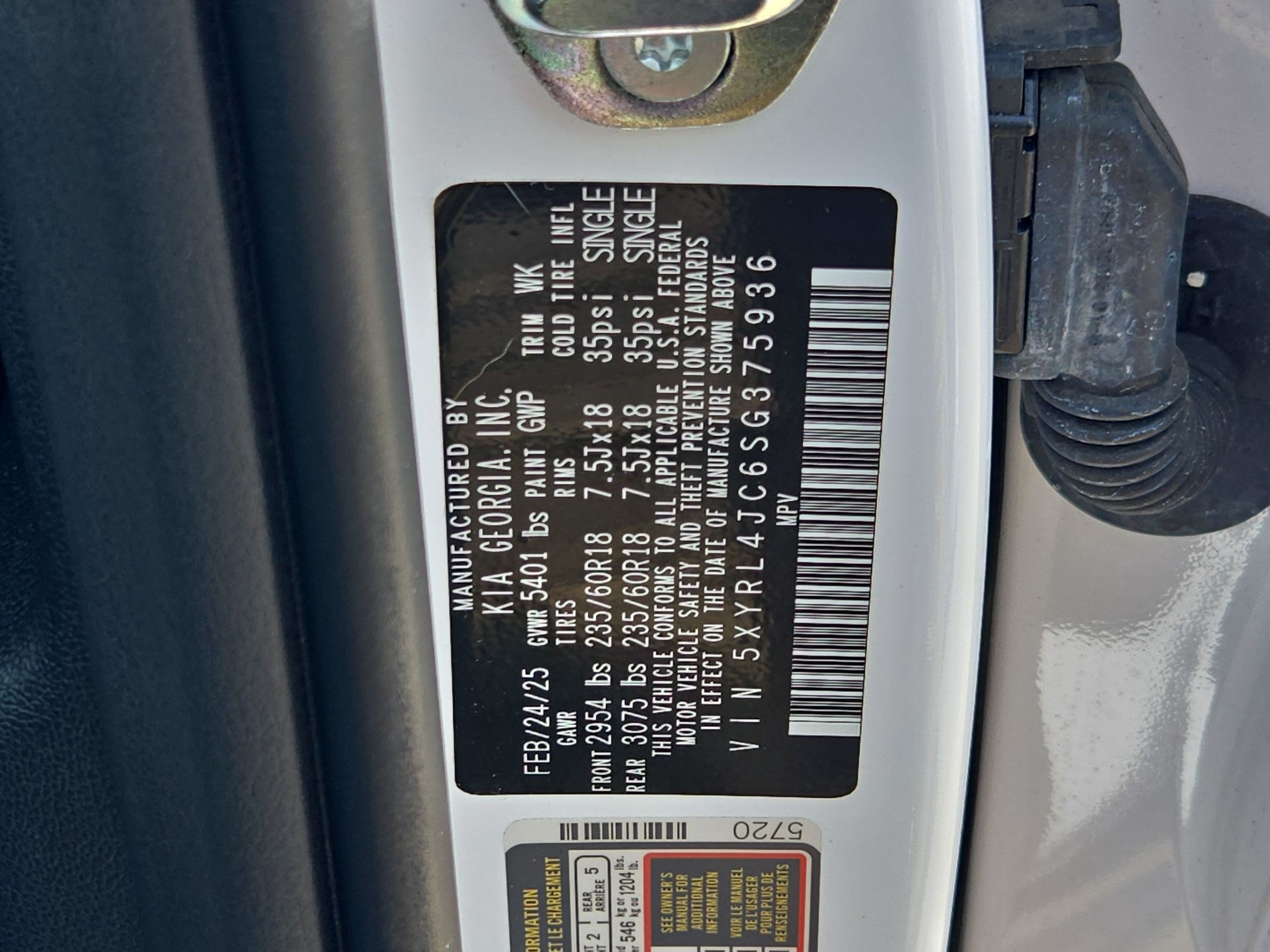 Used 2025 Kia Sorento S FWD image 63