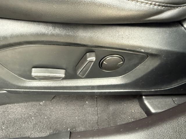 Certified 2022 Ford Explorer XLT w/ Equipment Group 202A image 26