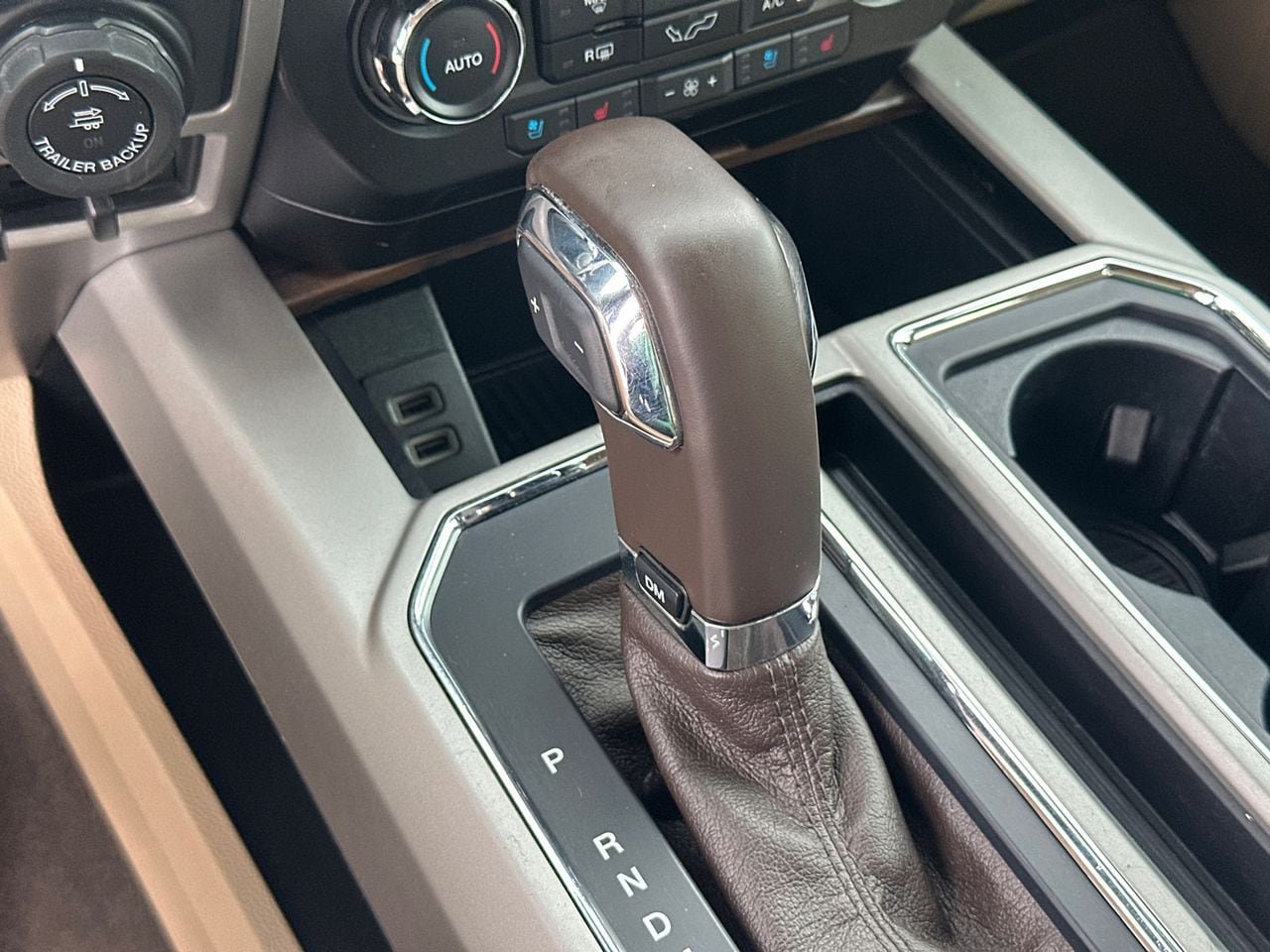 Certified 2020 Ford F150 Lariat RWD image 32