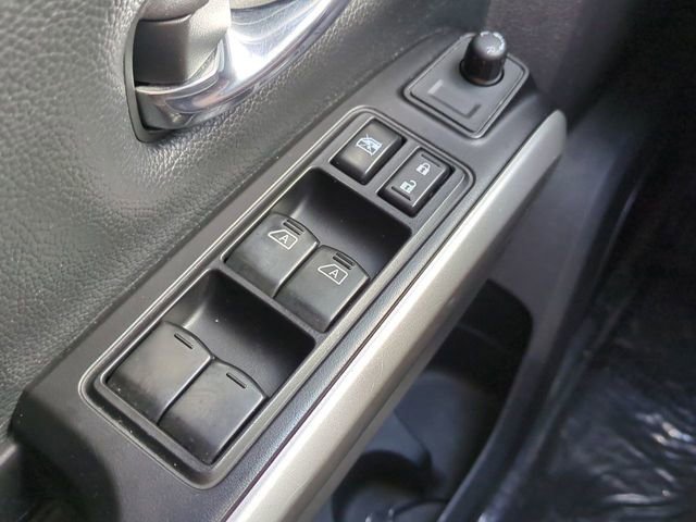 Used 2019 Nissan Titan SV image 22