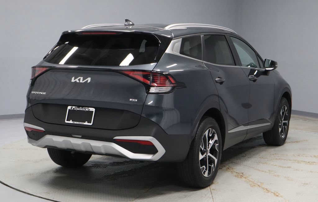 Used 2024 Kia Sportage EX AWD/4WD image 12