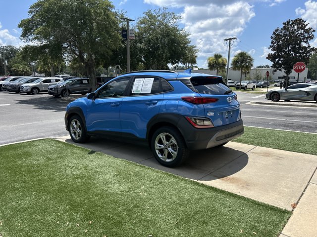 Used 2022 Hyundai Kona SEL w/ Cargo Package AWD/4WD image 9