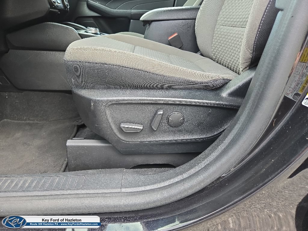 Certified 2021 Ford Escape SE w/ Cold Weather Package AWD/4WD image 33