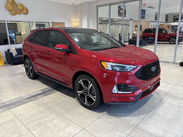 Certified 2022 Ford Edge ST w/ Equipment Group 401A image 7