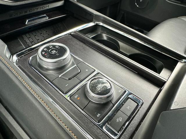 Certified 2024 Ford Expedition Max Platinum AWD/4WD image 19