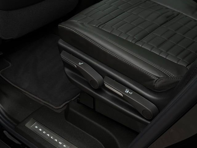 Used 2026 Cadillac Escalade Platinum Sport image 29