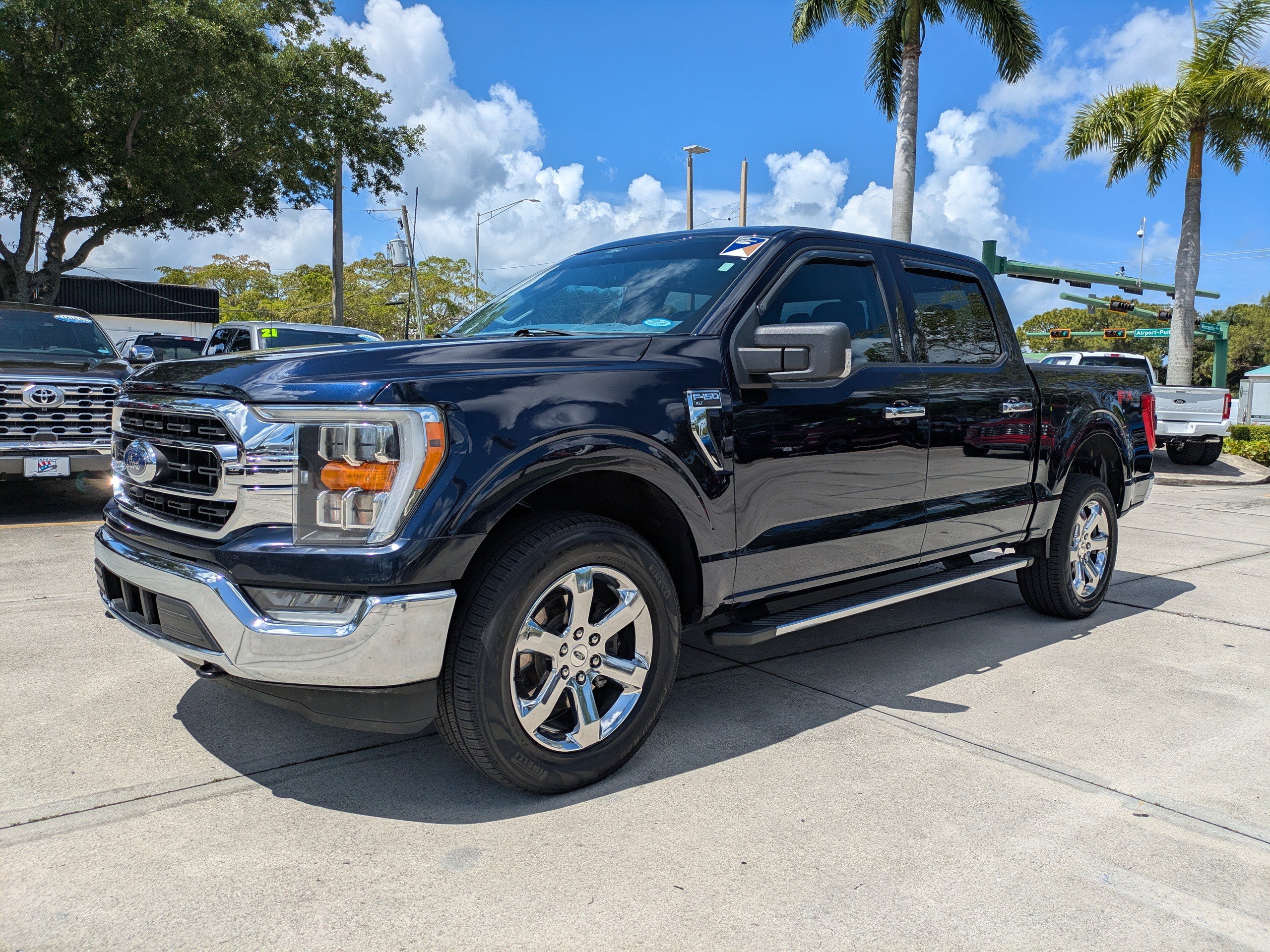 Certified 2022 Ford F150 XLT w/ Equipment Group 302A High AWD/4WD image 7