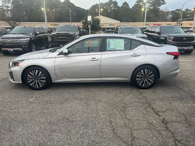 Used 2023 Nissan Altima 2.5 SV image 8