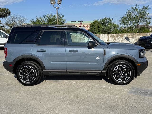 Certified 2025 Ford Bronco Sport Outer Banks w/ Outer Banks Tech Package+ AWD/4WD image 6