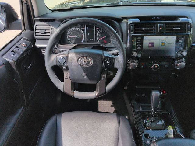 Used 2021 Toyota 4Runner Venture w/ Moonroof Package AWD/4WD image 17