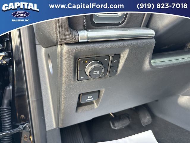 Certified 2025 Ford Expedition Max Platinum image 23