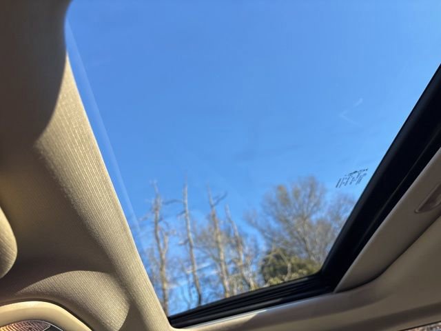 Used 2021 Jeep Grand Cherokee Limited image 15